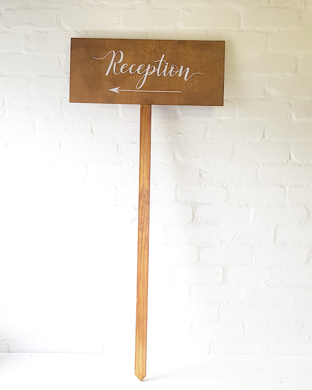 Reception directional Signage  - <p style='text-align: center;'>R 100</p>